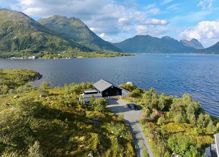 Amazing House - Panoramic View Sauna And Jacuzzi Casa de Férias Vestpollen
